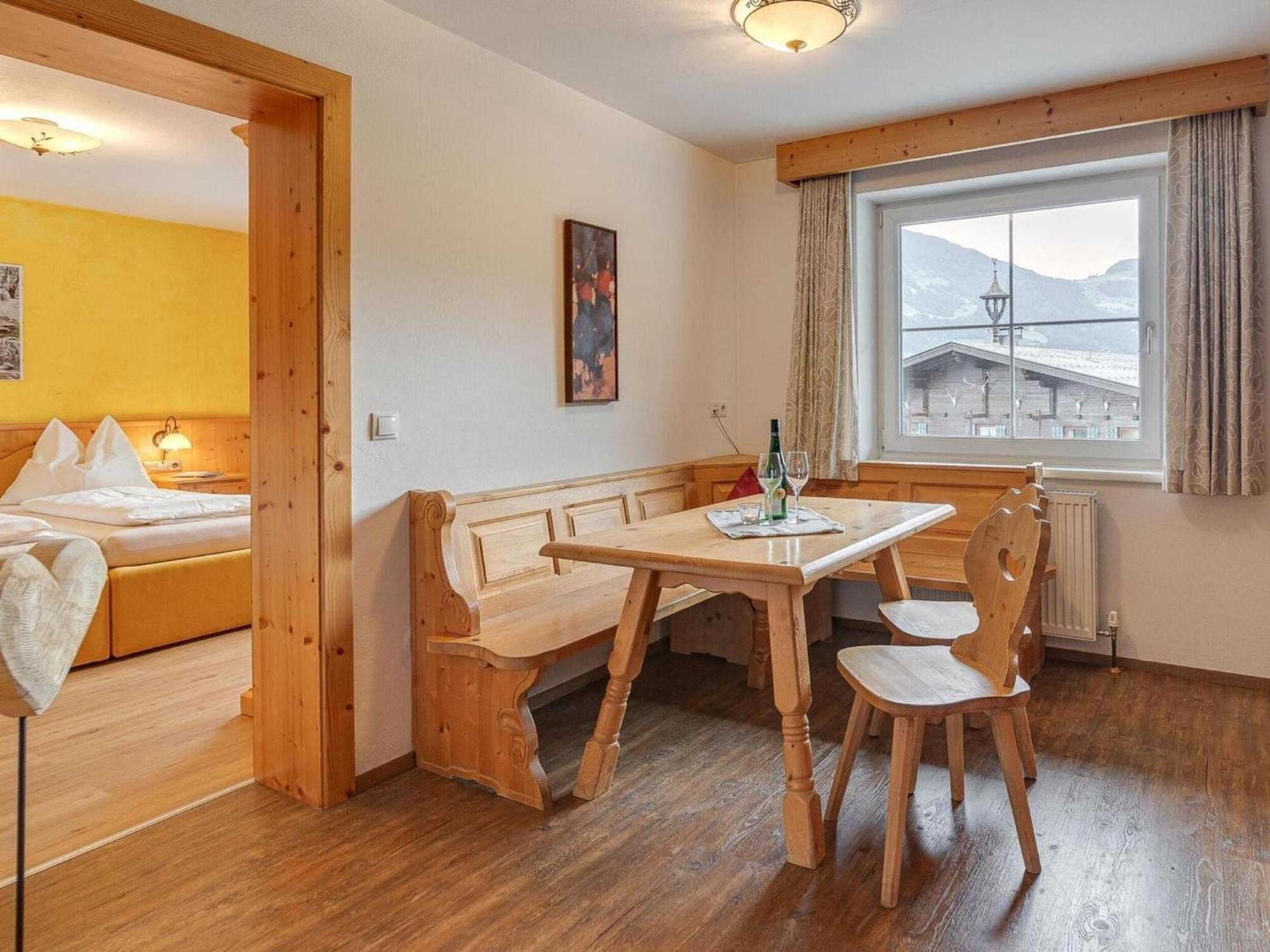 Apartment In Fuegen With A Garden Экстерьер фото