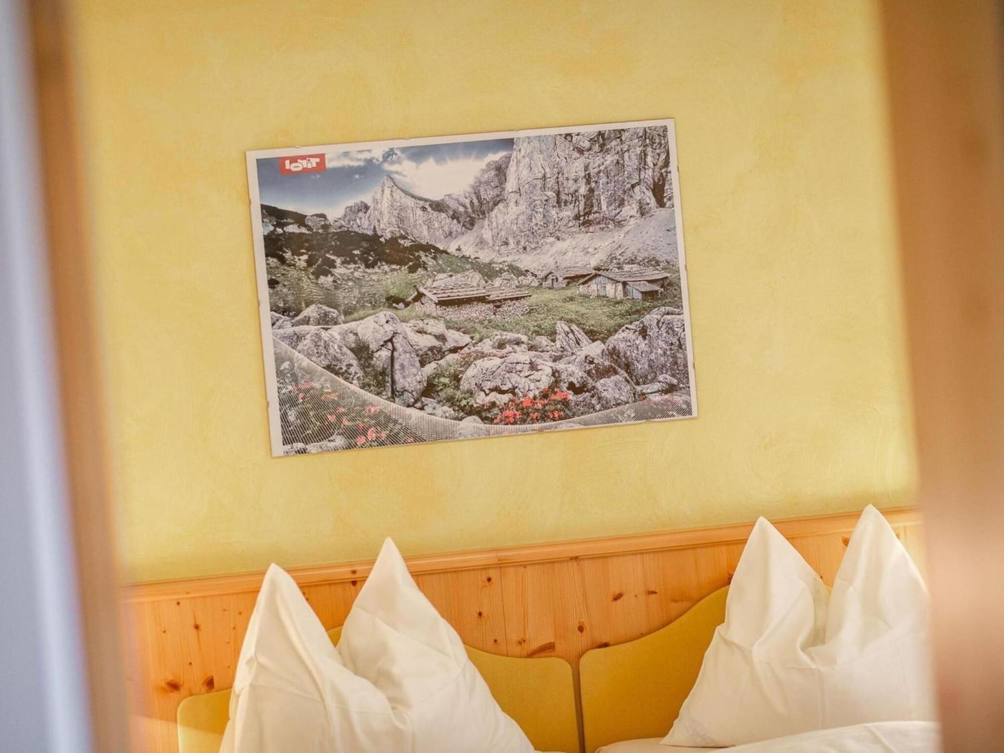 Apartment In Fuegen With A Garden Экстерьер фото